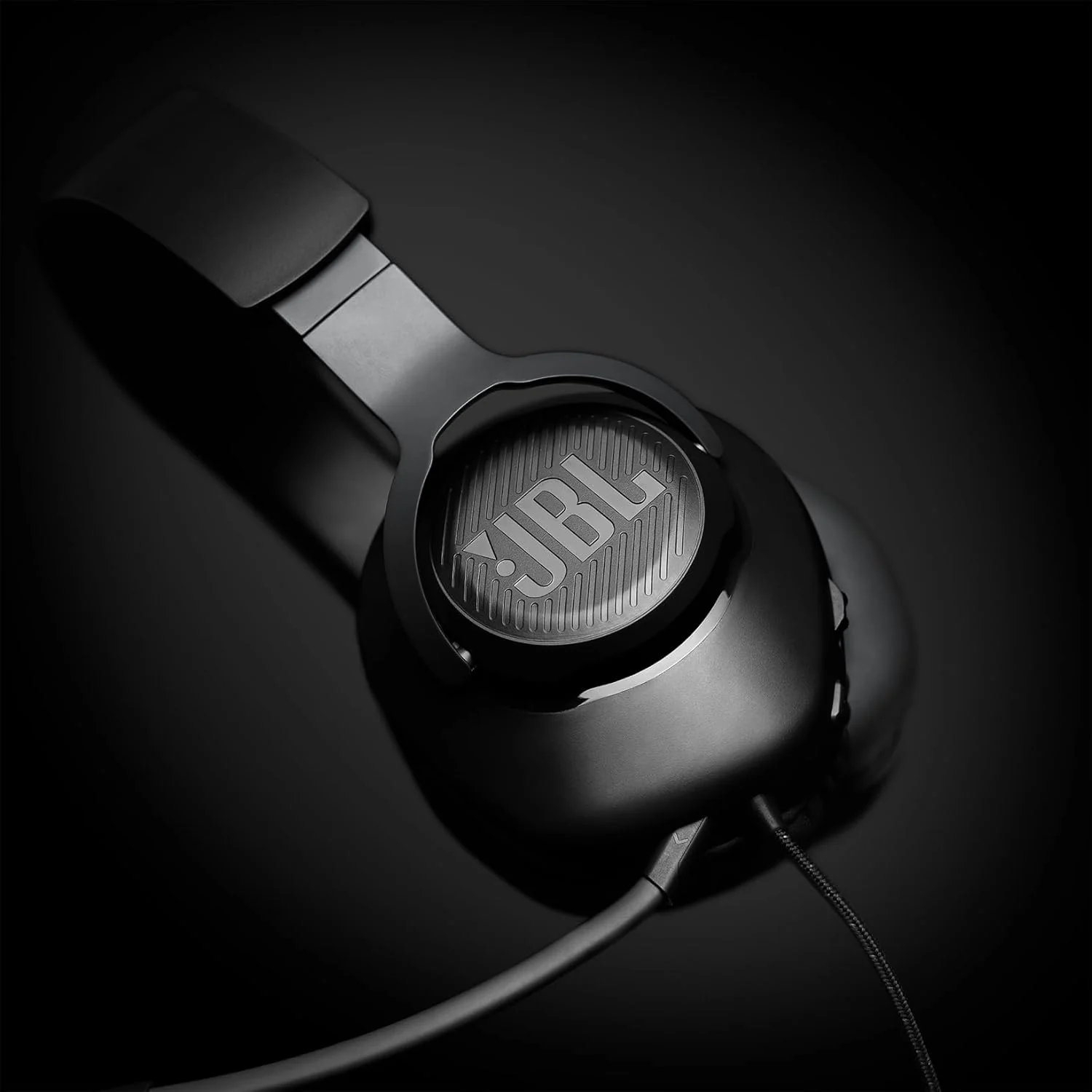 JBL Quantum 100 Wired Over Ear Gaming Headphones with Mic, 40mm Realistic Dynamic Drivers, Detachable Boom Mic, 1kHz Sensitivity, Memory Foam Cushioning, PC/Mobile/PS/Xbox/Nintendo/VR Compatible - Image 7