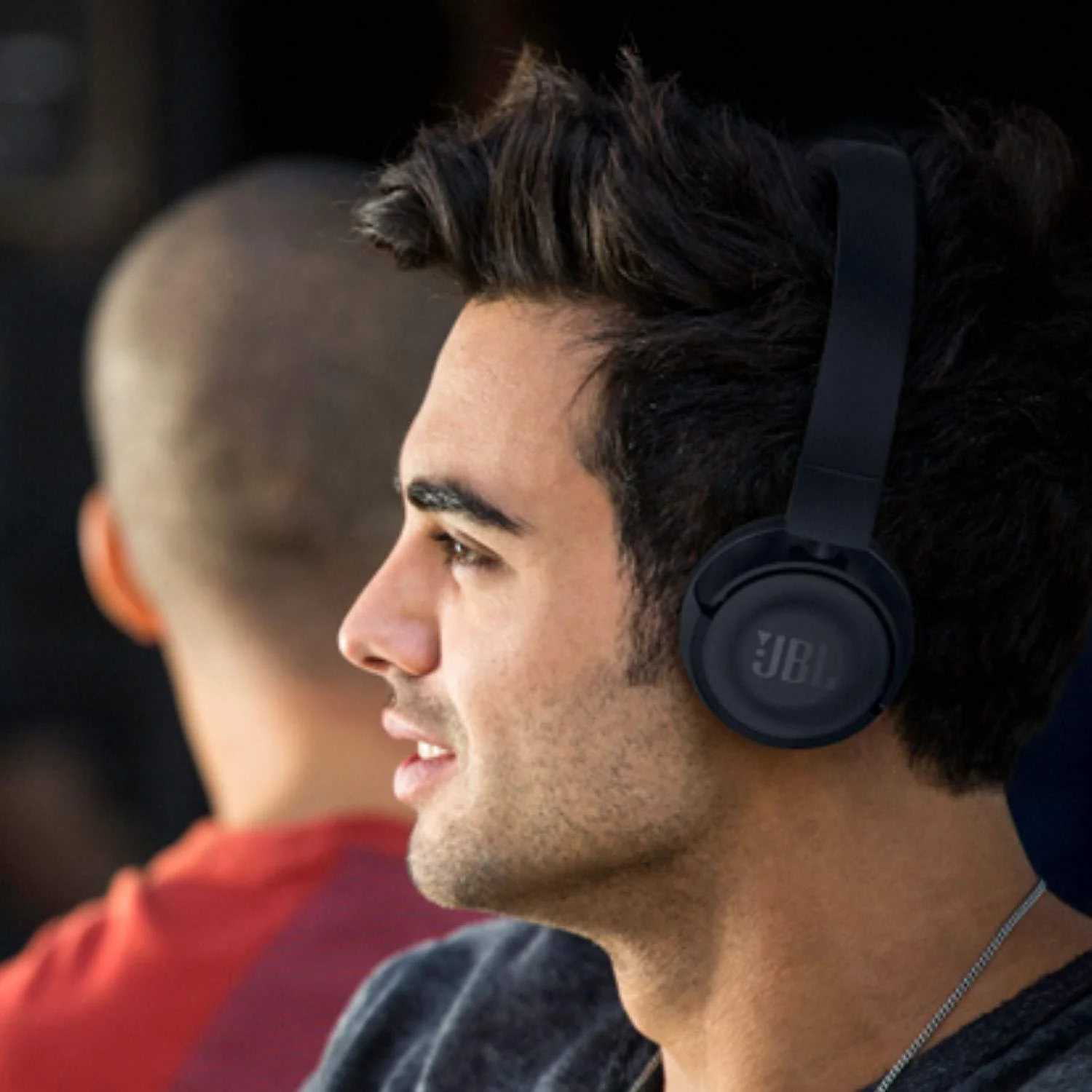 JBL T460BT Extra Bass Wireless On-Ear Headphones with 11 Hours Playtime & Mic - Image 8