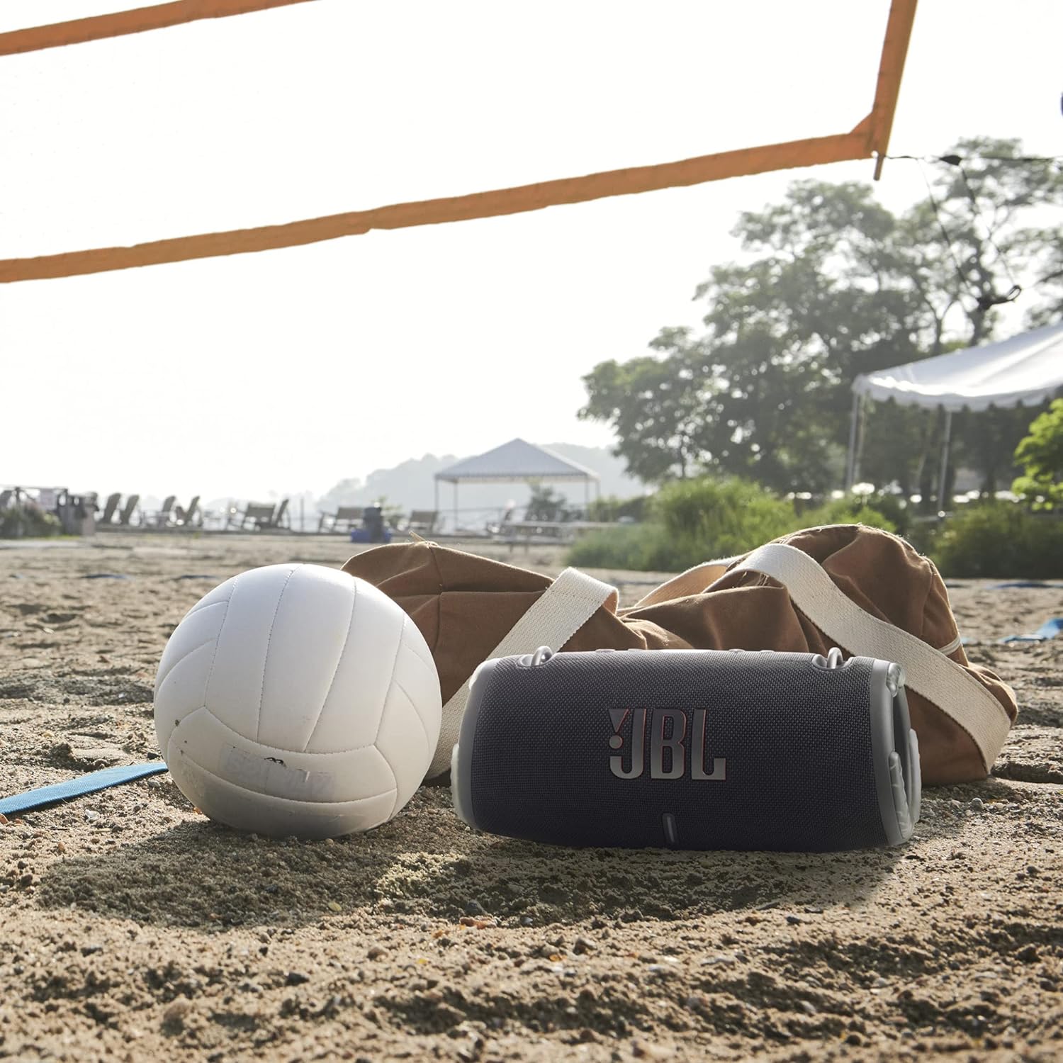 JBL Xtreme 3, Wireless Portable Bluetooth Speaker, Pro Sound with Powerful Bass Radiators, Built-in Powerbank, Partyboost, IP67 Water & Dustproof, AUX & Type C - Image 2