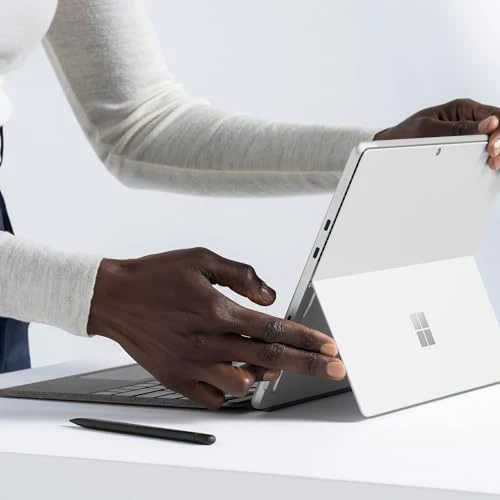Microsoft Surface Pro 11 Keyboard with Slim Pen Platinum - EP2-01831 - Image 3