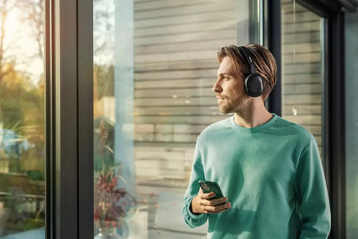 PHILIPS Audio TAH6506BK/00 Slim & Lightweight Bluetooth Wireless Over Ear Headphones with Active Noise Cancellation, 30 Hrs Playtime & Multipoint Pairing with mic (Black) - Image 6