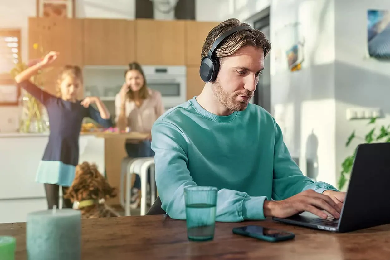 PHILIPS Audio TAH6506BK/00 Slim & Lightweight Bluetooth Wireless Over Ear Headphones with Active Noise Cancellation, 30 Hrs Playtime & Multipoint Pairing with mic (Black) - Image 9