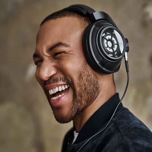 Sennheiser HD 820 Wired Over The Ear Headphones Without Mic (Black) - Image 2